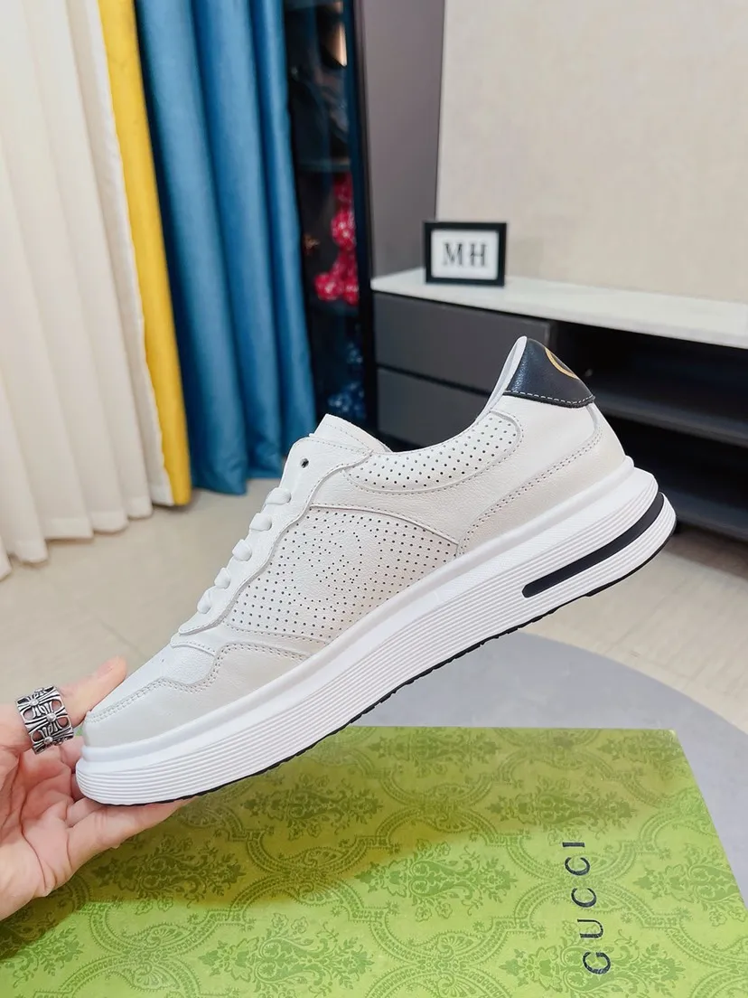 Men's shoes 💰458🌹🌹GUCCI [Gucci] New high-end men's shoes brand, the latest fashionable casual men's shoes, trendy and versatile style, relaxed and sporty style, uppers imported from Italy, first-layer cowhide embossed, genuine leather lining and ultra-fine workmanship. Original personalized fashionable rubber wear-resistant outsole, light and comfortable on the foot, size 38-44